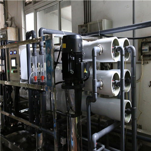 【滁州市電子化纖廠生產(chǎn)用去離子水,3噸反滲透設(shè)備廠找達旺純水機】- 